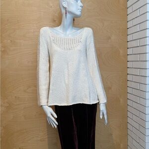 Casual scalloped knit sweater